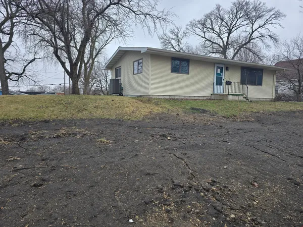 $79,900 | 114 South 3rd Street, Kiester, MN 56051