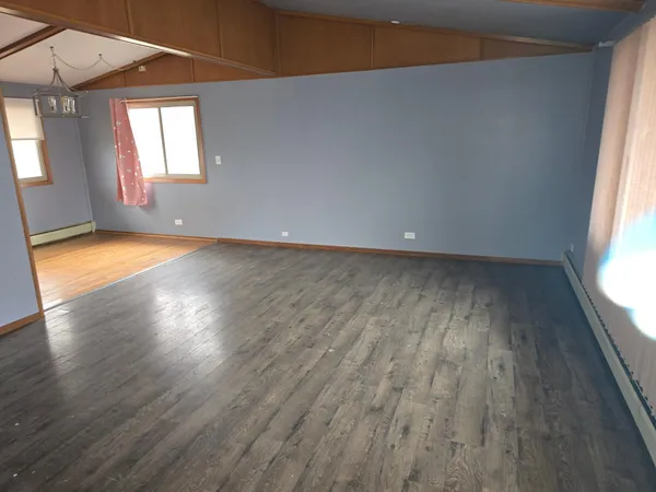 $79,900 | 114 South 3rd Street, Kiester, MN 56051