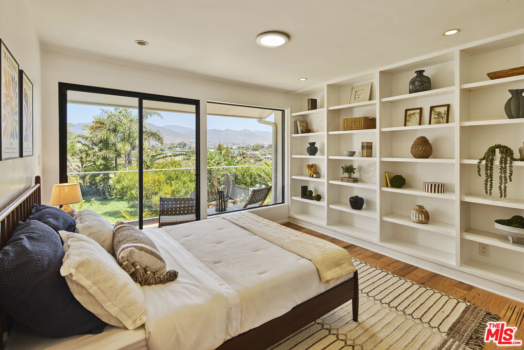 29417 Bluewater Road Malibu, CA 90265 - Photo 22 of 34