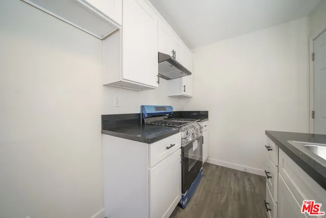 $3,490 | 7510 South Avalon Boulevard, Unit 7512, Los Angeles, CA 90003