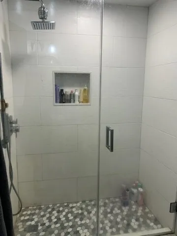 $3,950 | 2 Constitution Court, Unit 708, Hoboken, NJ 07030