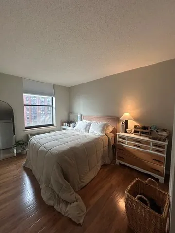 $3,950 | 2 Constitution Court, Unit 708, Hoboken, NJ 07030