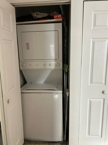 $3,950 | 2 Constitution Court, Unit 708, Hoboken, NJ 07030