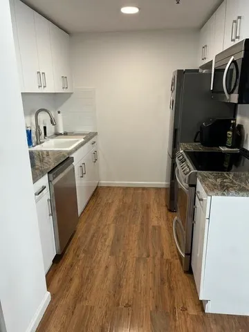 $3,950 | 2 Constitution Court, Unit 708, Hoboken, NJ 07030