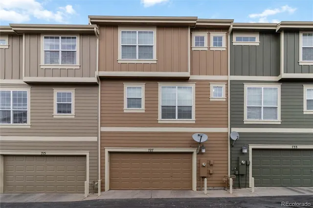 $520,000 | 727 Crooked Y Point, Castle Rock, CO 80108