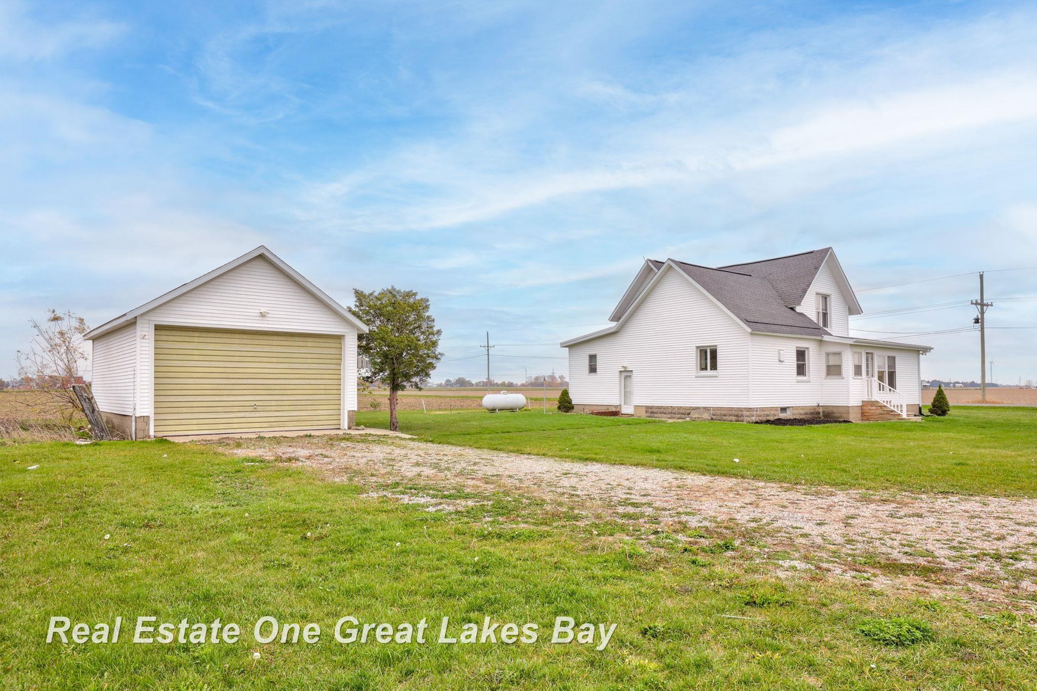 4060 Dickerson Road Akron, MI 48701 - Photo 41 of 62