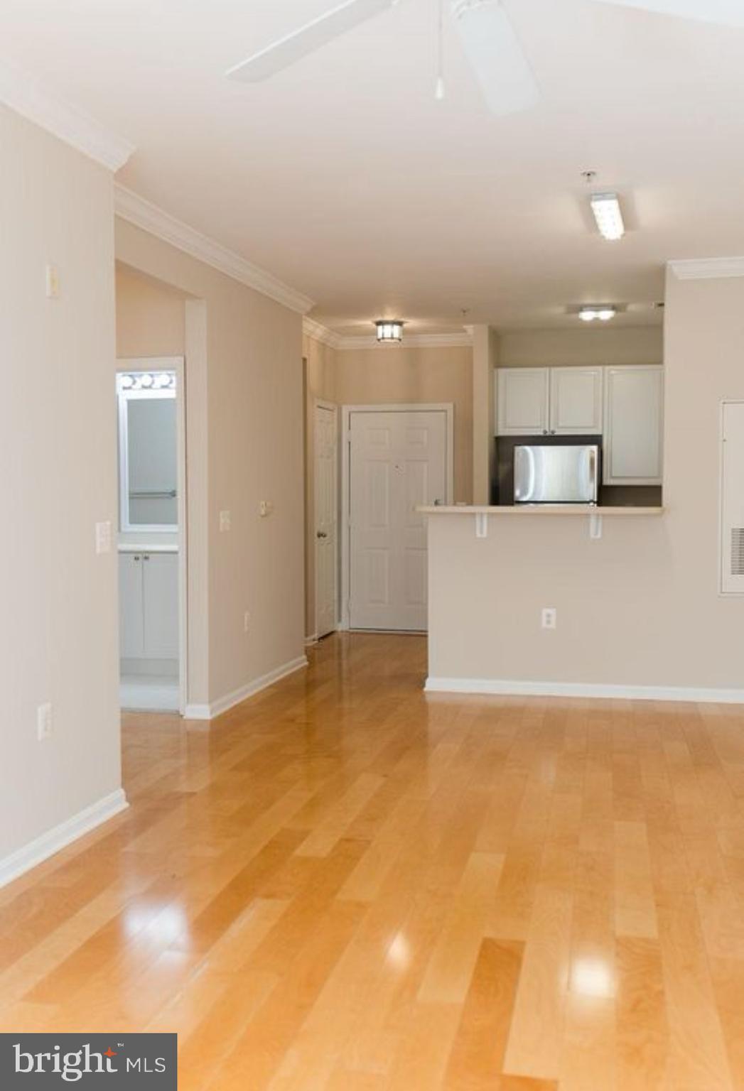9480 Virginia Center Boulevard, Unit 119 Vienna, VA 22181 - Photo 3 of 17 a view of an empty room