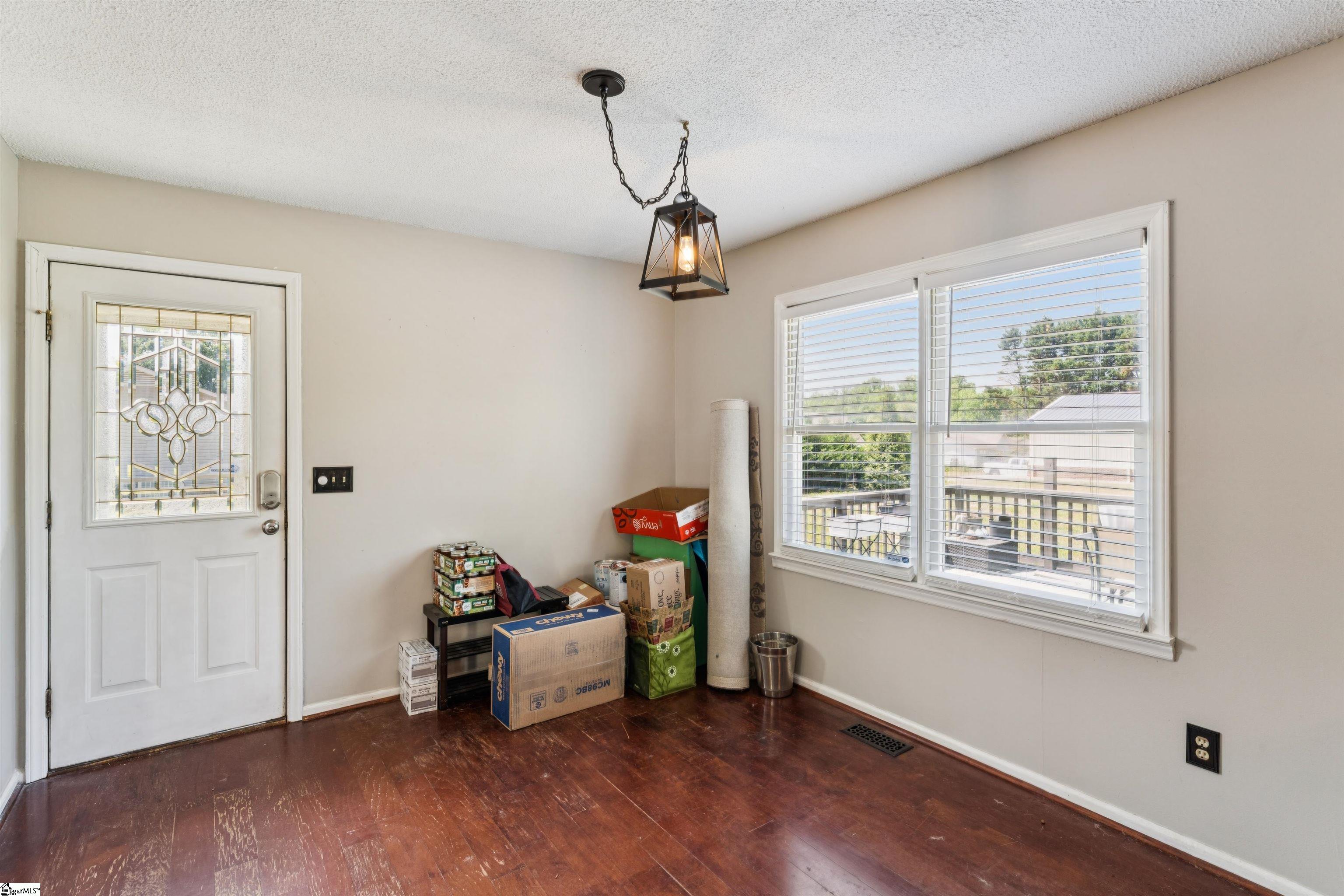 713 Jameson Road Easley, SC 29640 - Photo 8 of 41