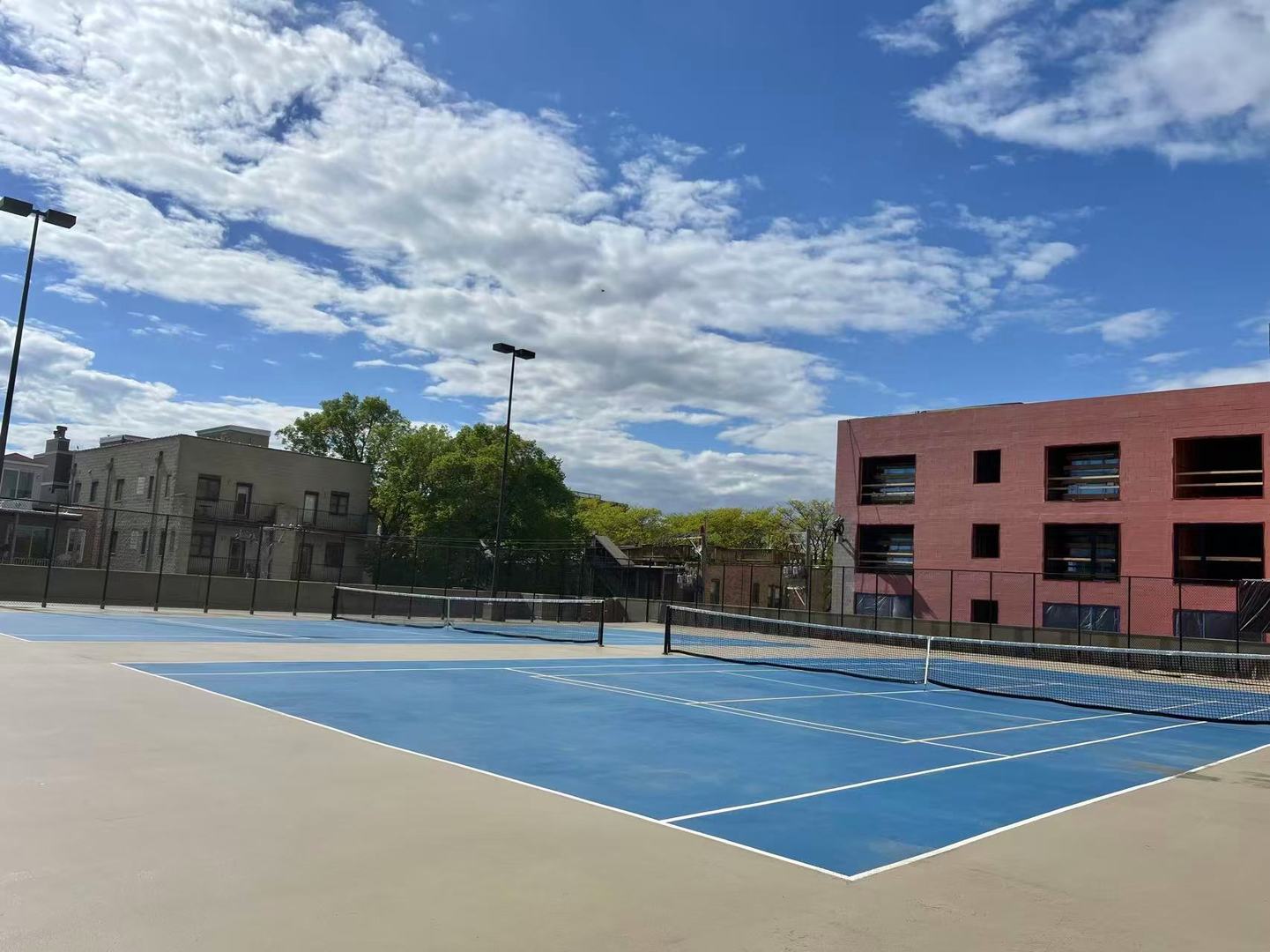 5320 North Sheridan Road, Unit 2203 Chicago, IL 60640 - Photo 26 of 27 a view of a tennis court