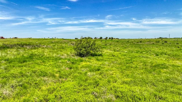 $603,000 | 24 County Road 1232, Godley, TX 76044