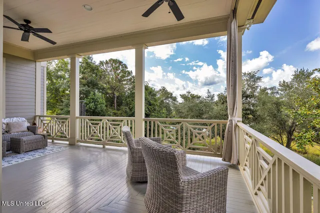 $2,050,000 | 207 Washington Avenue, Ocean Springs, MS 39564