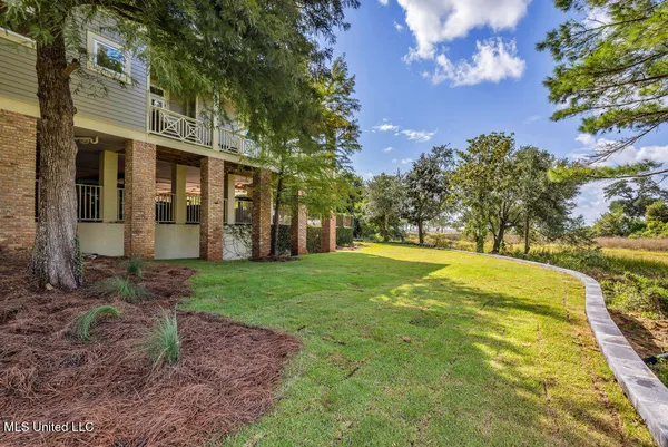 $2,050,000 | 207 Washington Avenue, Ocean Springs, MS 39564