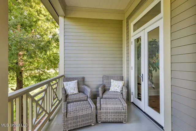 $2,050,000 | 207 Washington Avenue, Ocean Springs, MS 39564