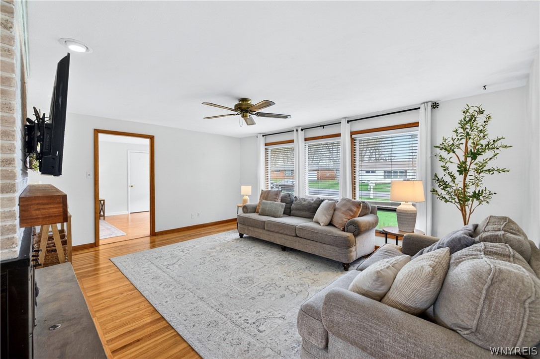 5315 Greenhurst Road Clarence, NY 14221 - Photo 10 of 41