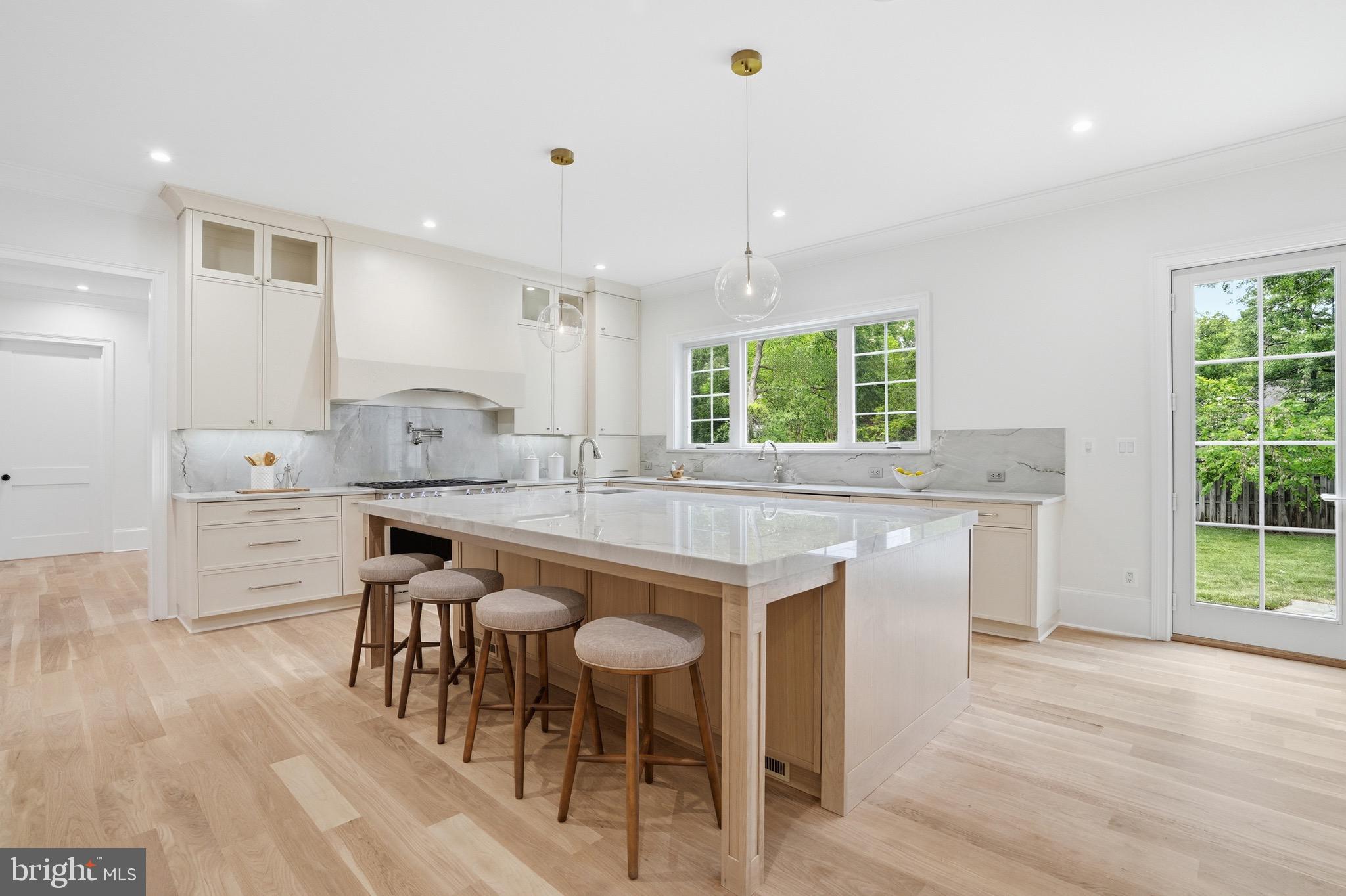 1142 Cameron Road Alexandria, VA 22308 - Photo 24 of 126