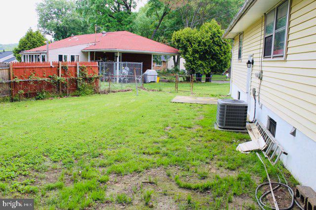 7902 Ashdale Road Capitol Heights, MD 20743 - Photo 7 of 15 Rear Yard