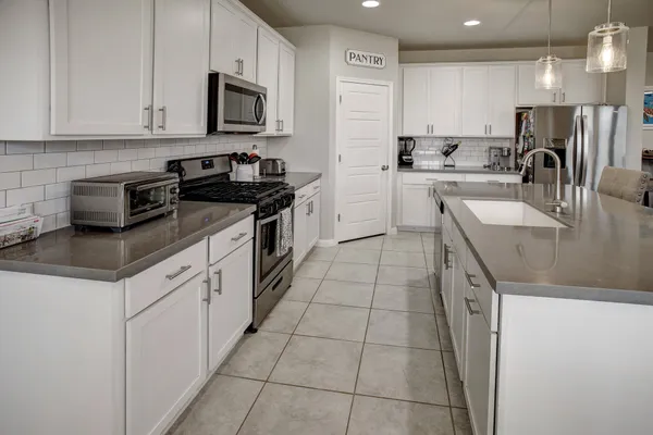 $2,550 | 210 Cold Spg Loop, Unit 1, Bastrop, TX 78602