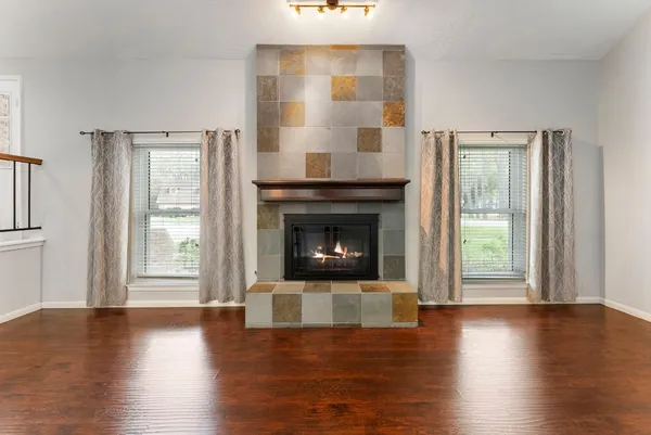 $465,000 | 1 Birchcane Court, The Woodlands, TX 77381