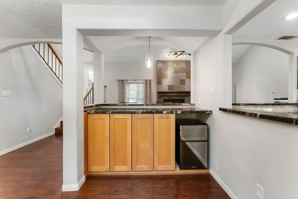 $465,000 | 1 Birchcane Court, The Woodlands, TX 77381