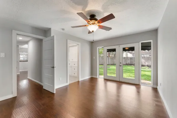 $465,000 | 1 Birchcane Court, The Woodlands, TX 77381