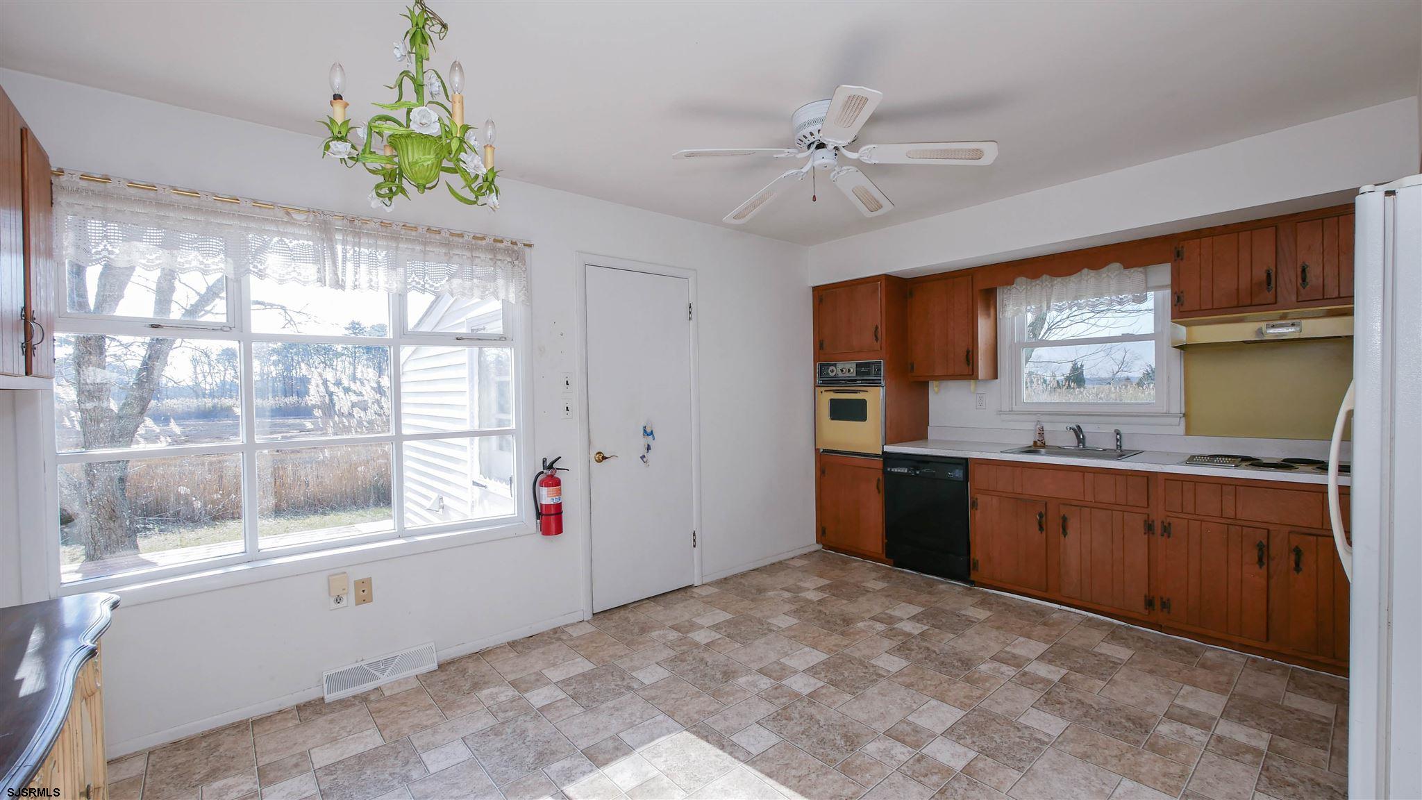 50 Gulph Mill Road Somers Point, NJ 08244 - Photo 5 of 21 Gallery Image 5