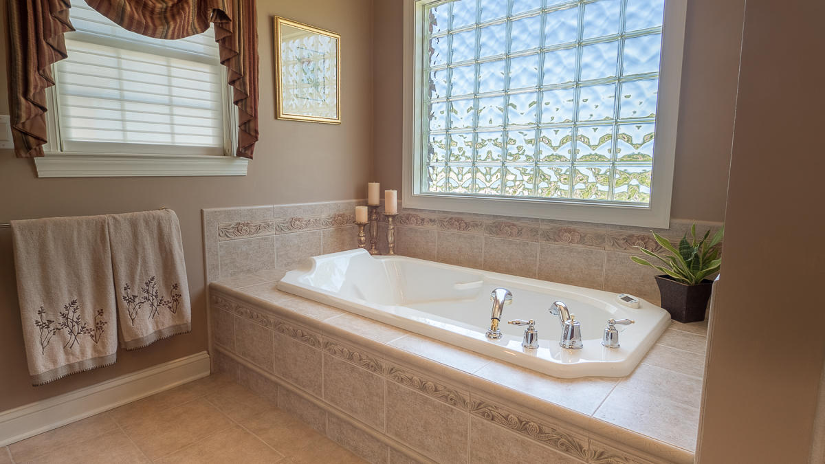 389 Summit Ridge Road Daleville, VA 24083 - Photo 42 of 74 Master Bath