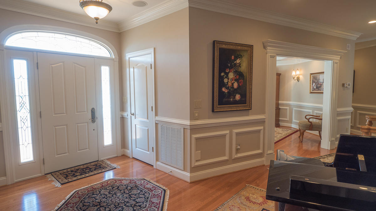 389 Summit Ridge Road Daleville, VA 24083 - Photo 9 of 74 Foyer