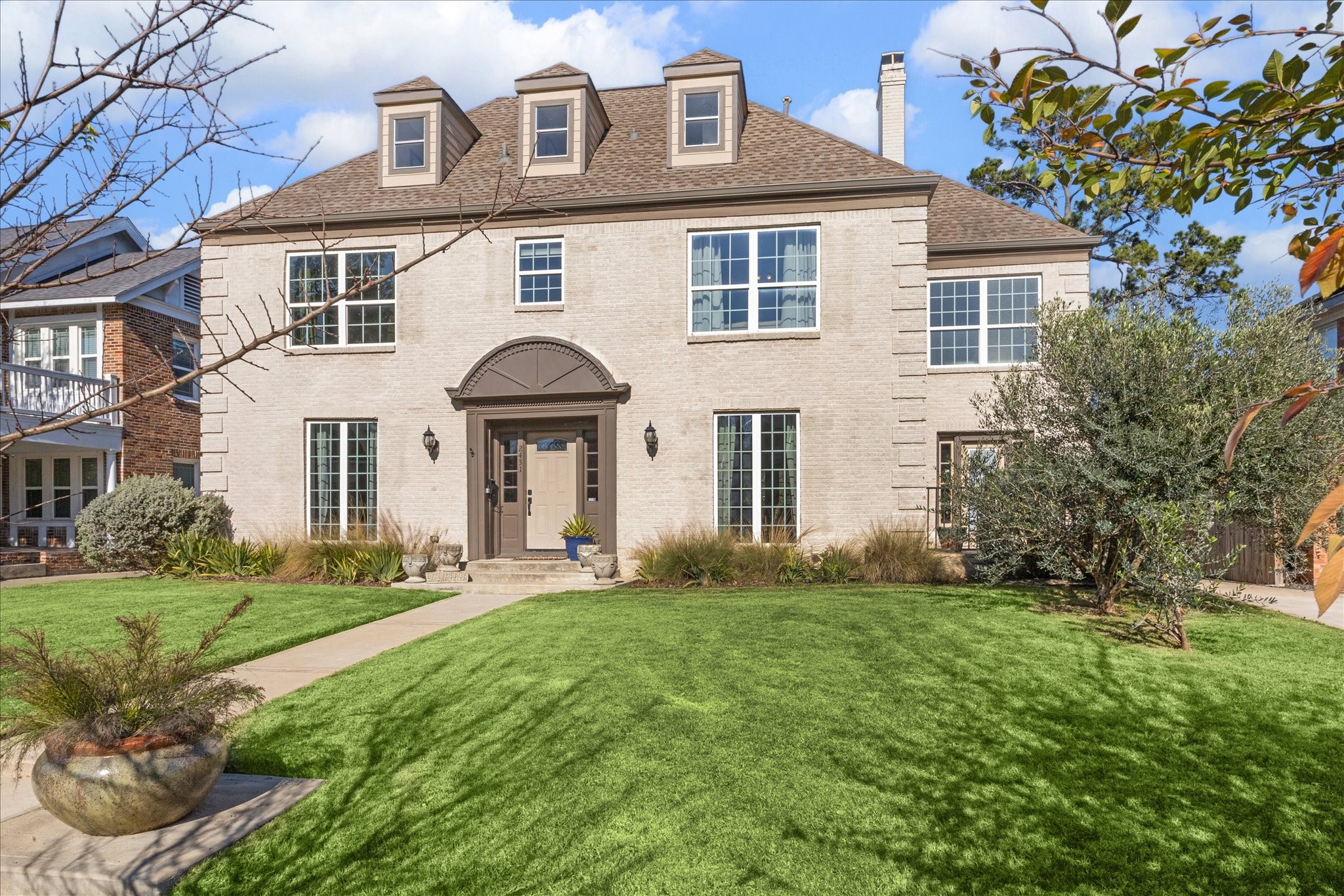 2431 Calumet Street Houston, TX 77004 - Photo 2 of 31