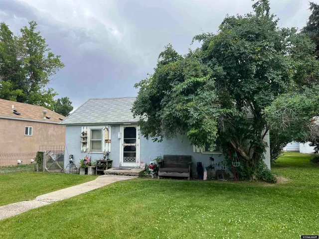 $224,500 | 1414 Salsbury Avenue, Cody, WY 82414