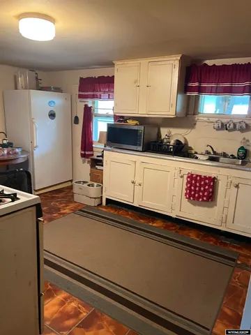 $224,500 | 1414 Salsbury Avenue, Cody, WY 82414