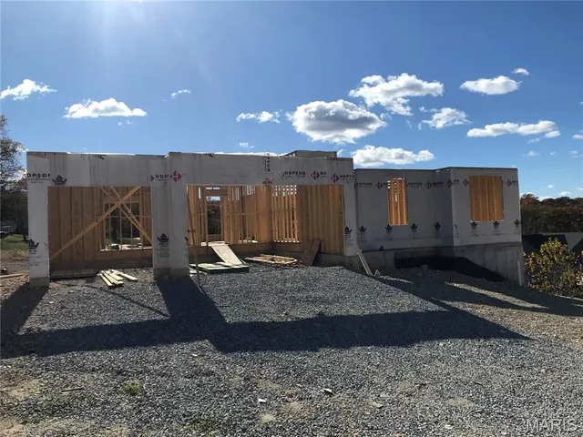 $629,900 | 1604 Sugar Creek Drive, Festus, MO 63028