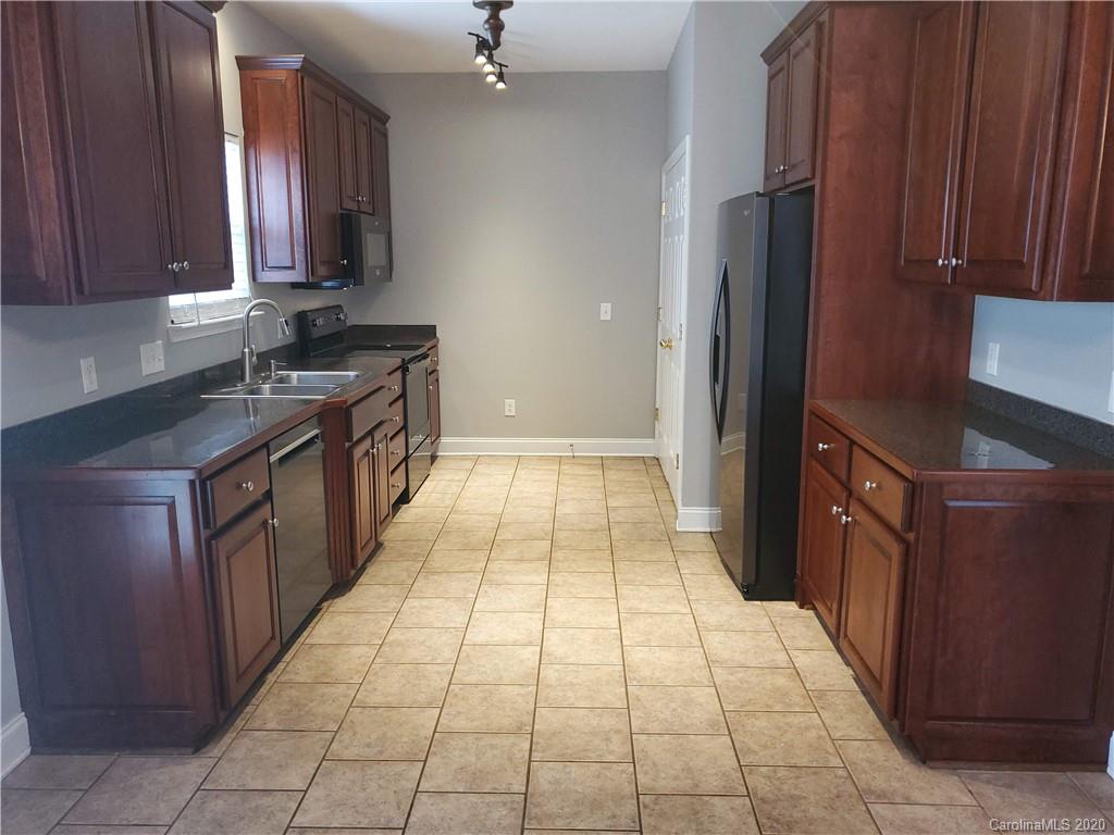 13019 Meadowmere Road Huntersville, NC 28078 - Photo 8 of 24 Gallery Image 8