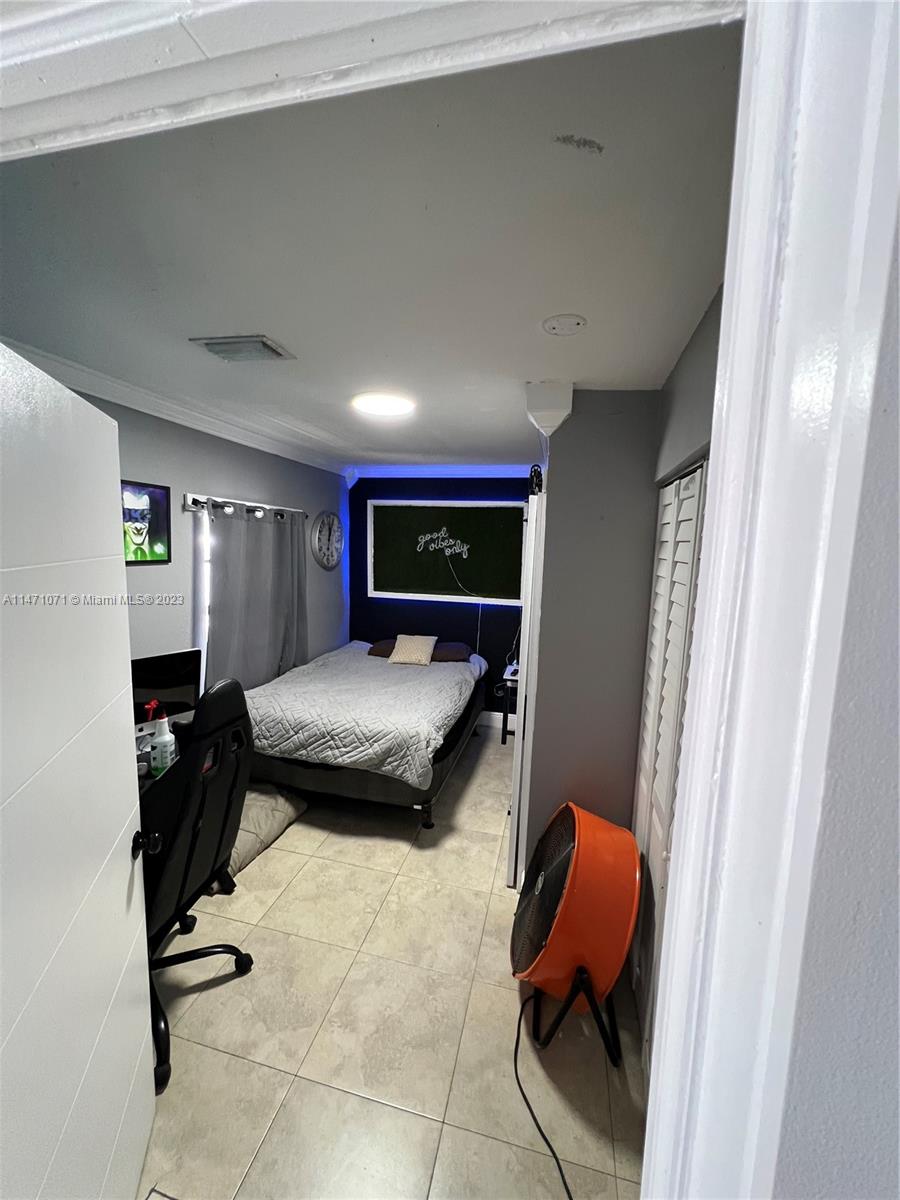 2223 Northwest 32nd Street Miami, FL 33142 - Photo 7 of 38