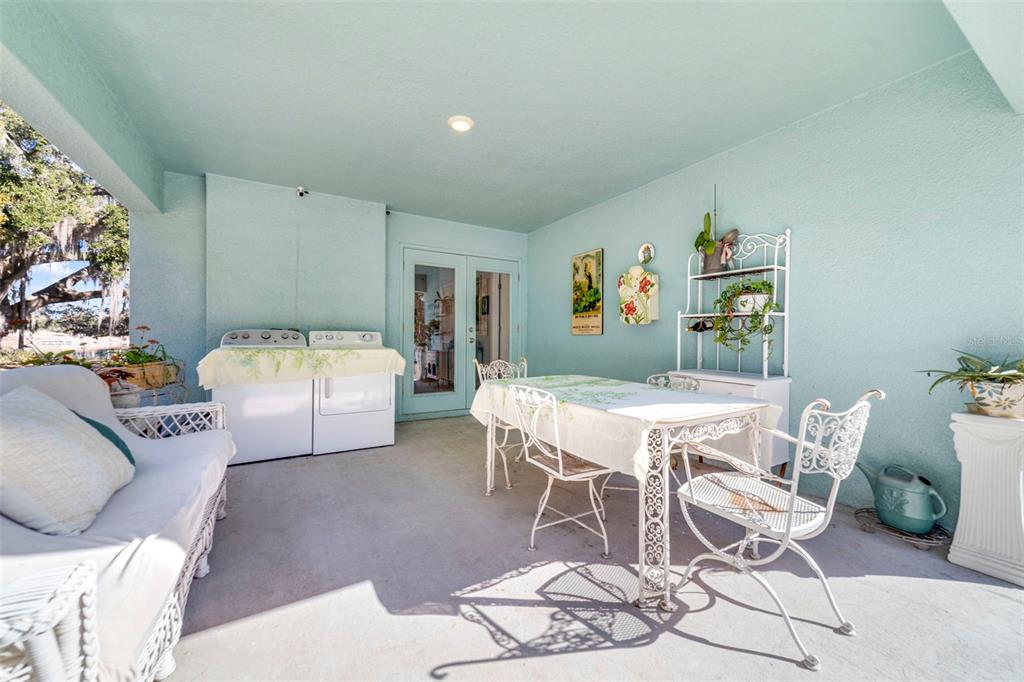 1239 St Anne Shrine Road Lake Wales, FL 33898 - Photo 14 of 27 a dining room with furniture and window