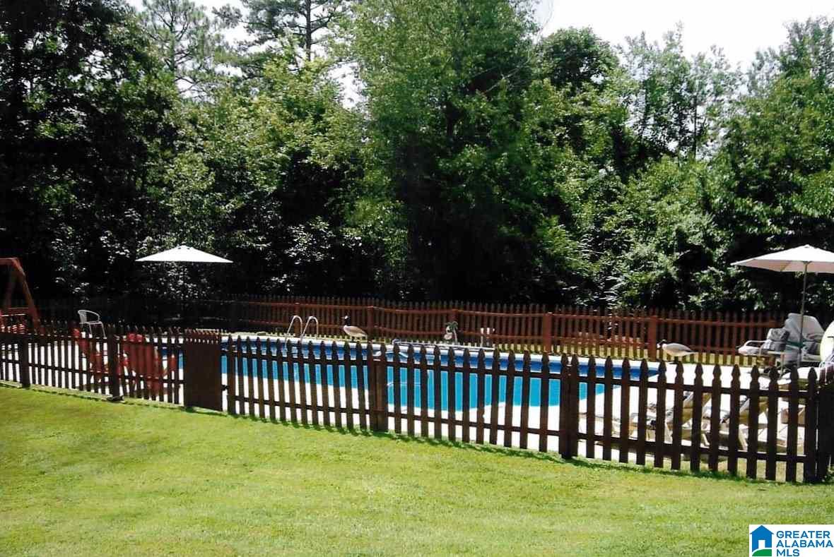 1006 Comanche Trail Anniston, AL 36206 - Photo 4 of 44