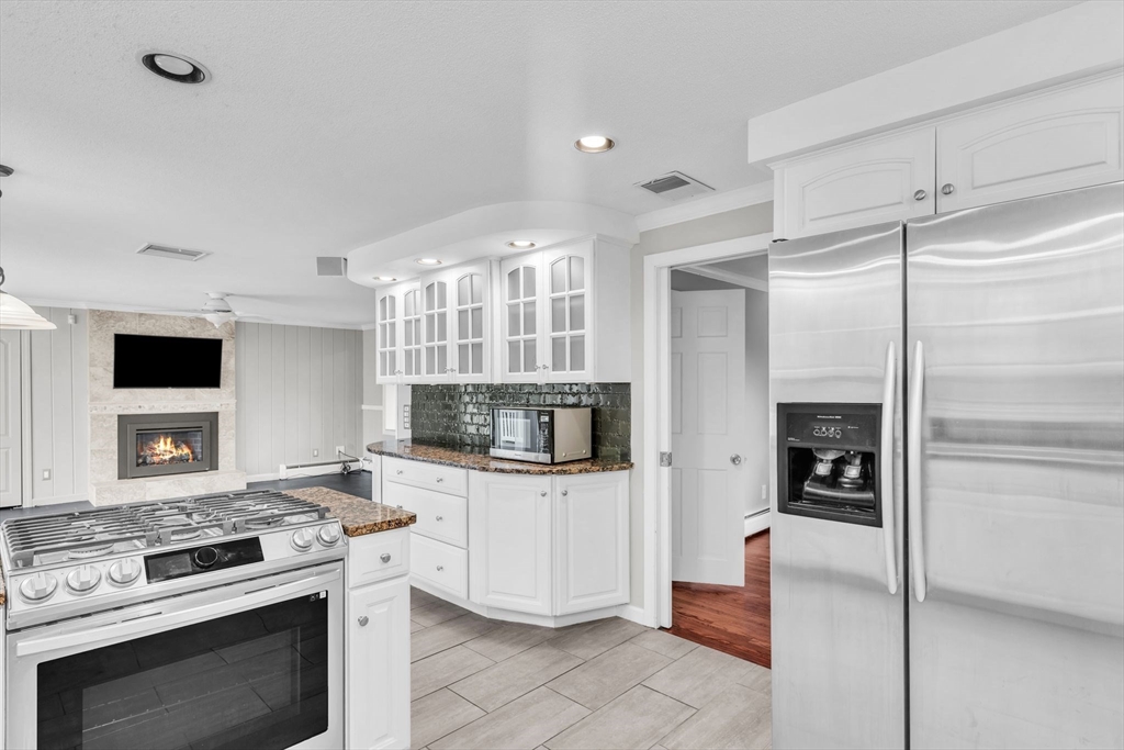 351 Springfield Street Wilbraham, MA 01095 - Photo 8 of 42 Gallery Image 8