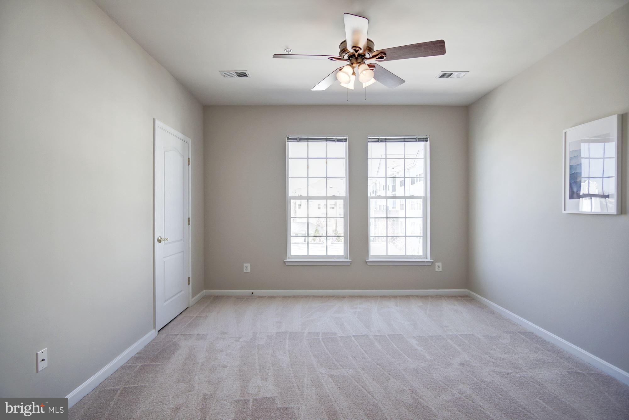 7325 Brookview Road, Unit 308 Elkridge, MD 21075 - Photo 22 of 31 Second sizable bedroom