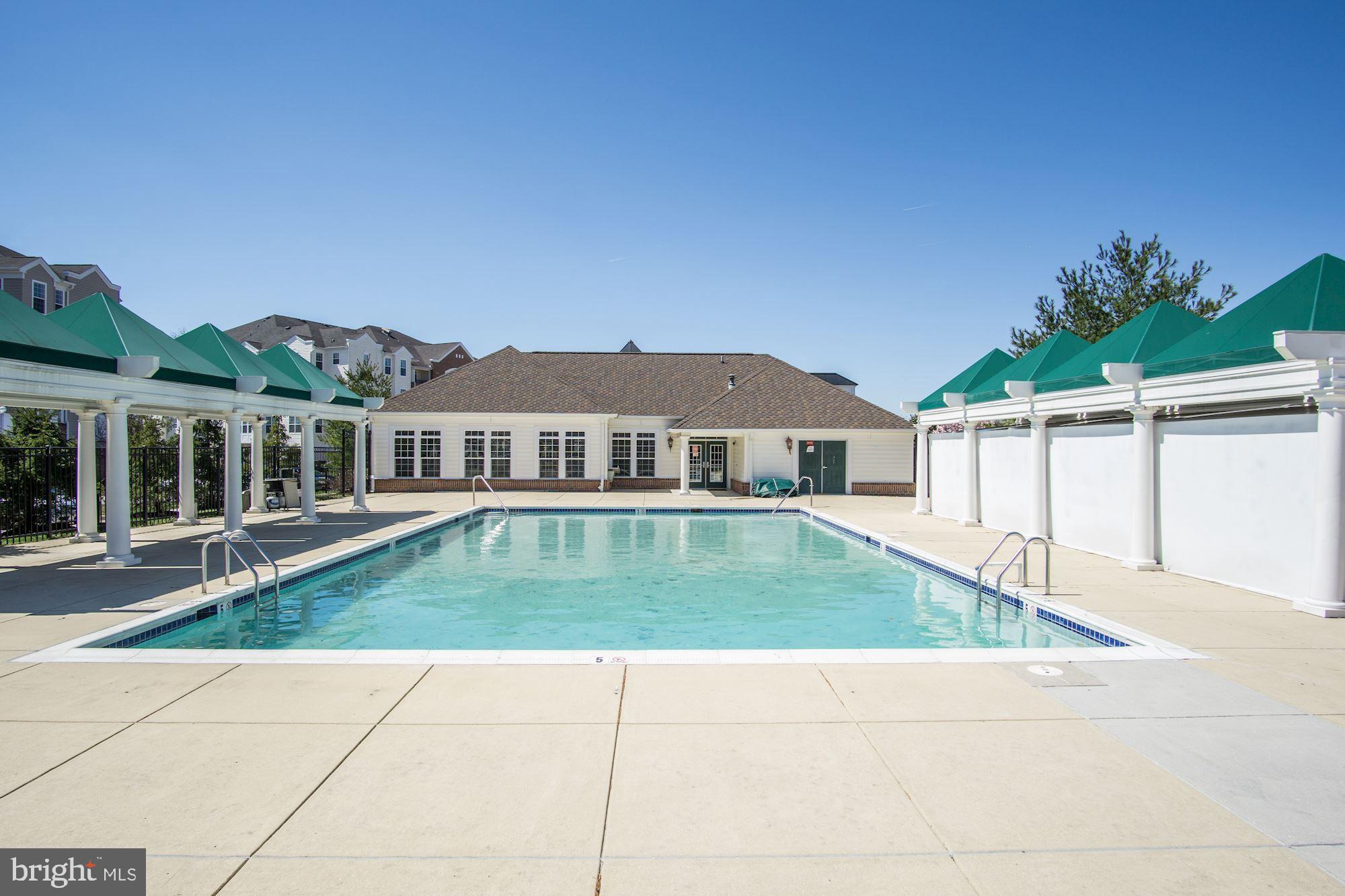 7325 Brookview Road, Unit 308 Elkridge, MD 21075 - Photo 29 of 31 Community pool