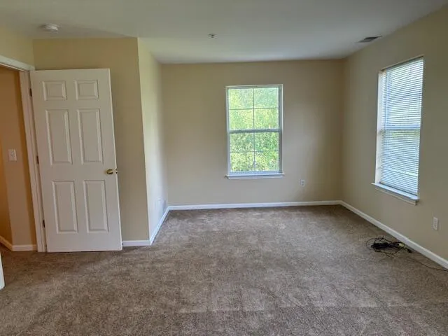 $1,950 | 4107 Inverness Street, Dexter, MI 48130