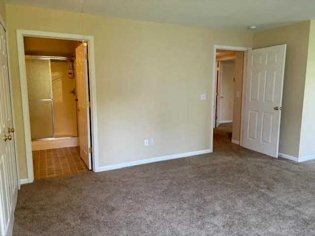 $1,950 | 4107 Inverness Street, Dexter, MI 48130