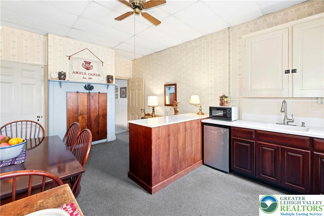 72 West Market Street Bethlehem, PA 18018 - Photo 22 of 36