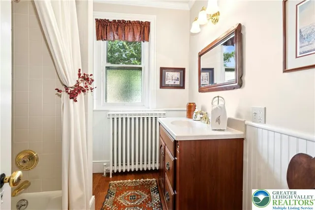 $650,000 | 72 West Market Street, Bethlehem, PA 18018