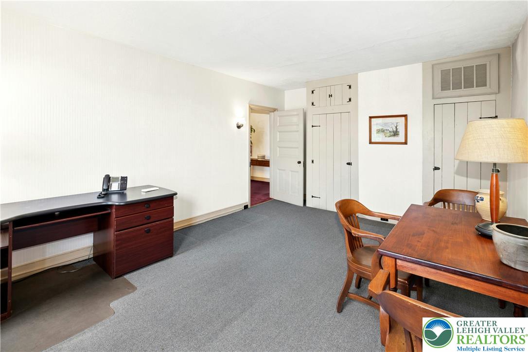 72 West Market Street Bethlehem, PA 18018 - Photo 30 of 36