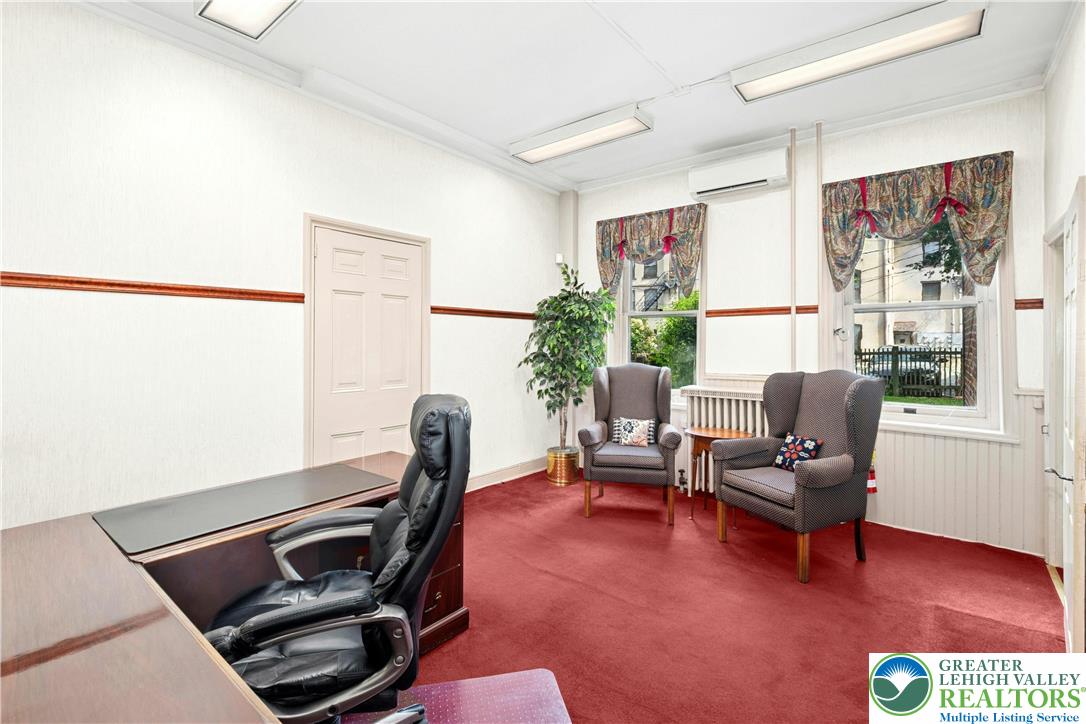 72 West Market Street Bethlehem, PA 18018 - Photo 10 of 36