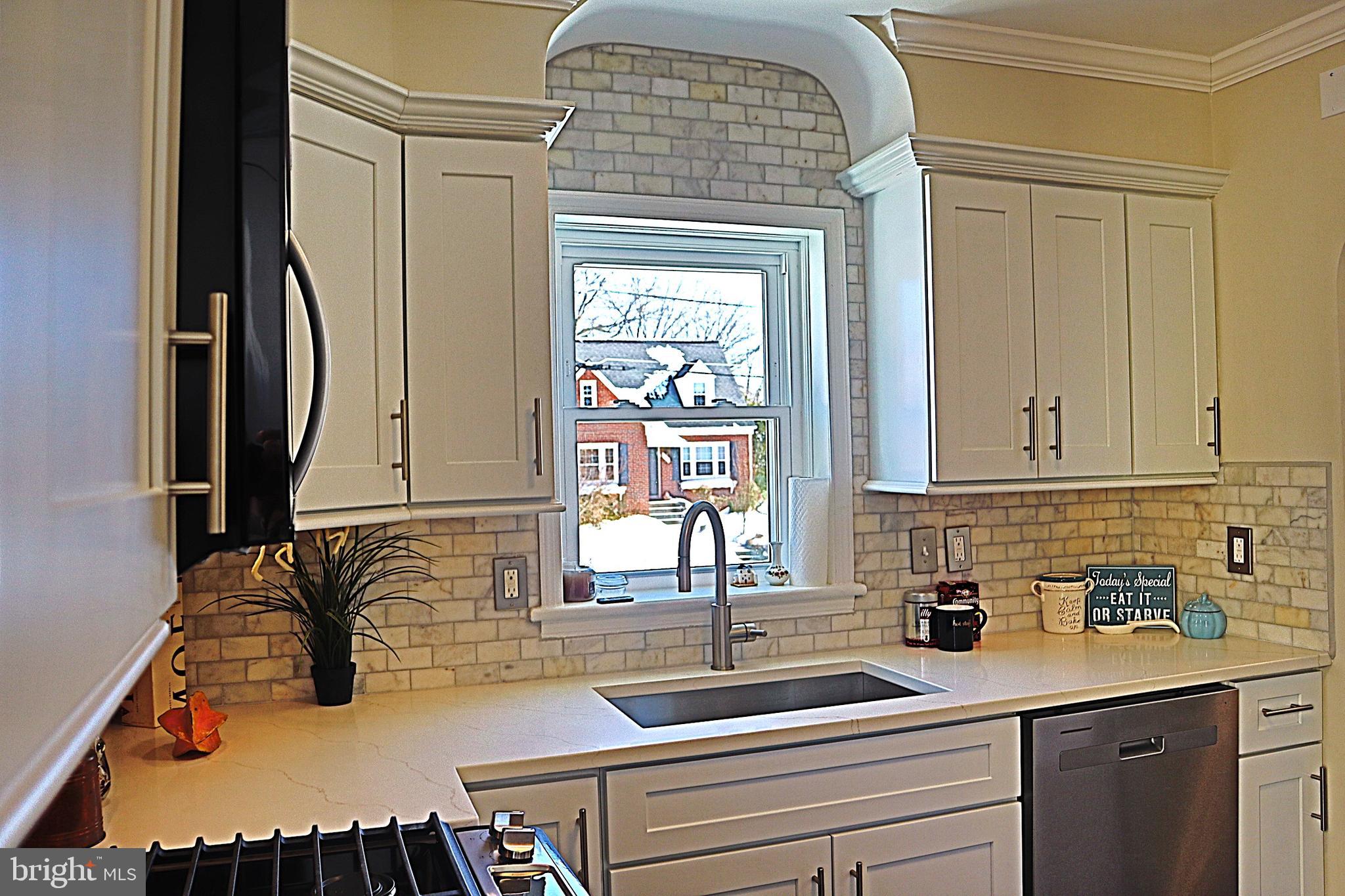 10110 Dallas Avenue Silver Spring, MD 20901 - Photo 17 of 40 Carrera splash