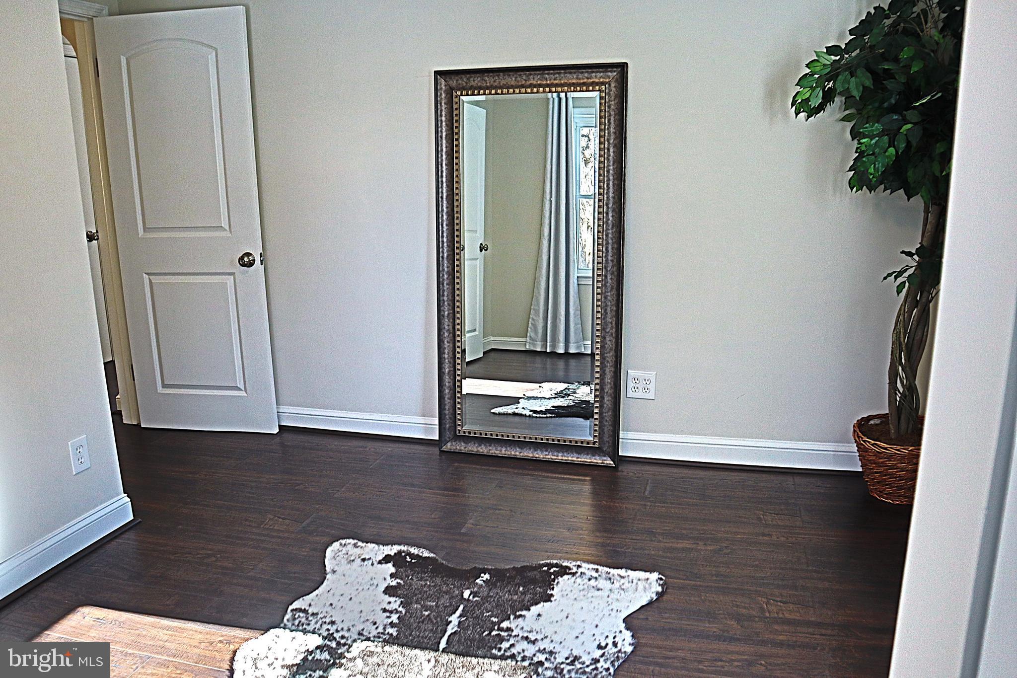 10110 Dallas Avenue Silver Spring, MD 20901 - Photo 21 of 40 Charming and inviting