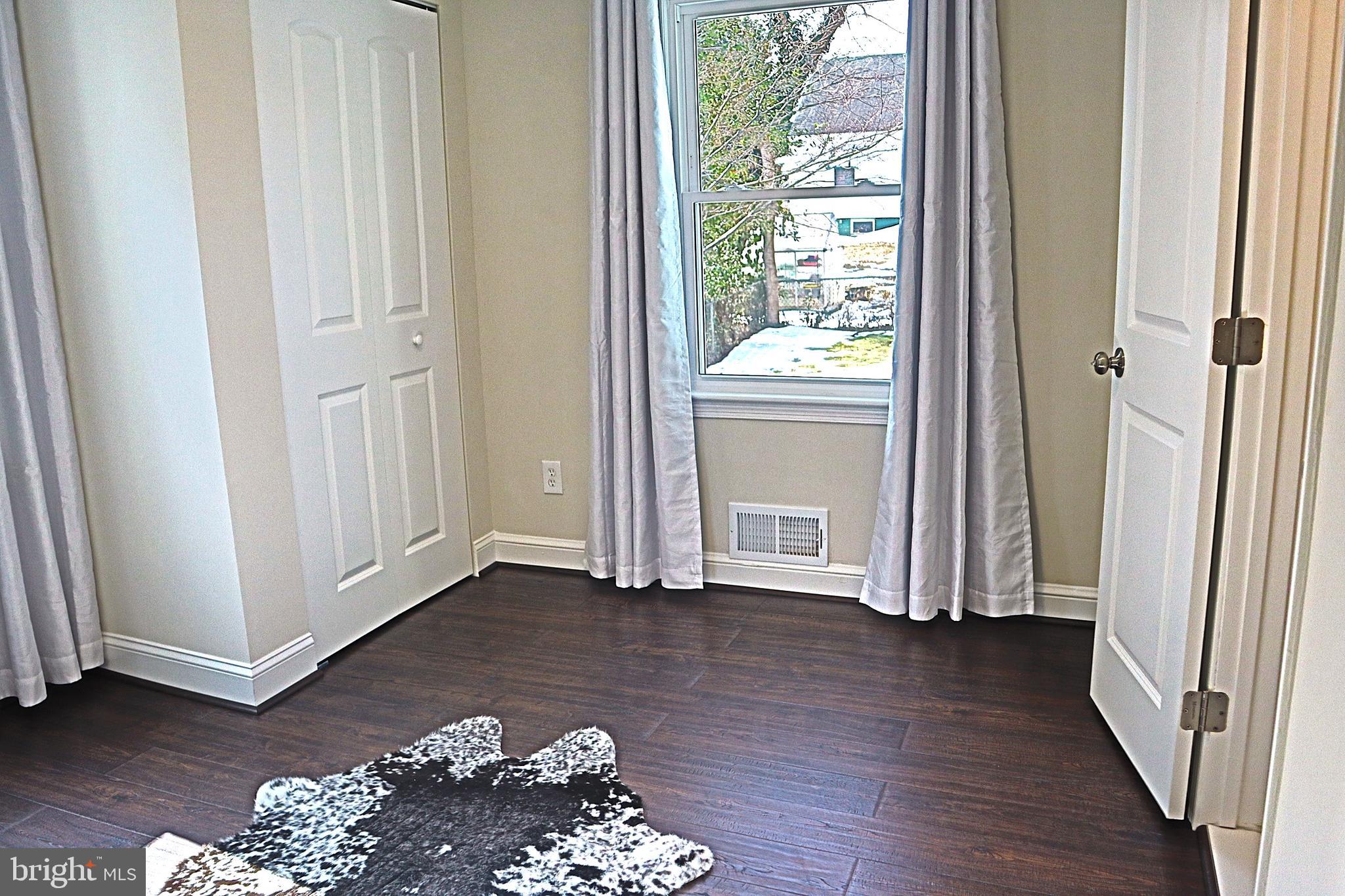 10110 Dallas Avenue Silver Spring, MD 20901 - Photo 28 of 54 Great light throughout