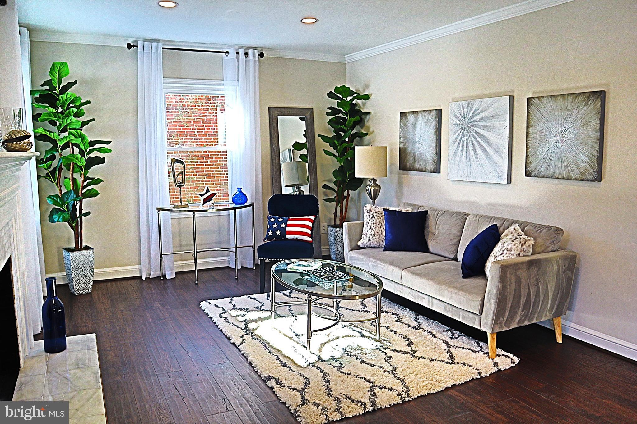 10110 Dallas Avenue Silver Spring, MD 20901 - Photo 4 of 40 Natural light galore