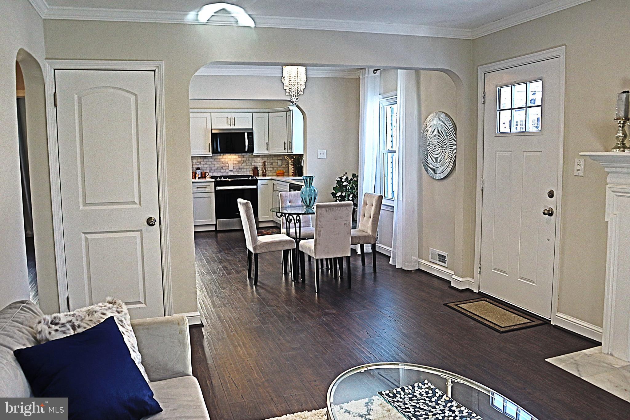 10110 Dallas Avenue Silver Spring, MD 20901 - Photo 9 of 40 Great open flow for ez entertaining