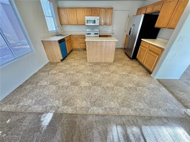 $1,900 | 2499 Wild Ambrosia Avenue, Henderson, NV 89074